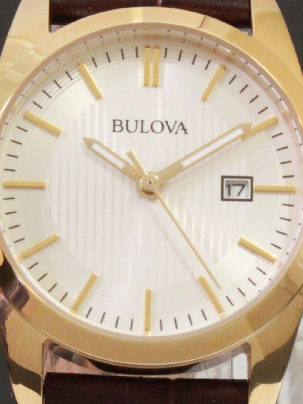 Bulova Classic Collection Ladies Dress Watch Gold Tone Textured Dial 30mm - Picture 9 of 10
